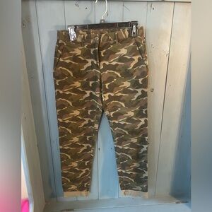 Gap Broken In Straight Leg Khakis Camouflage Style Pants, Size 00